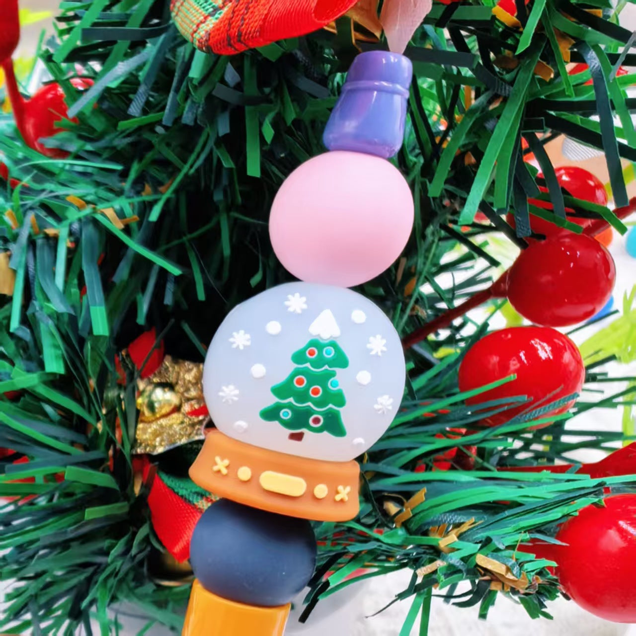 Wholesale 10pcs/pack 3D Christmas  Cartoon Focus Beads  DIY Silicone Beads